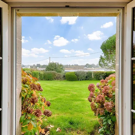 Grande Maison Vue Riviere Pour 8 A St Philibert Ferienhaus *